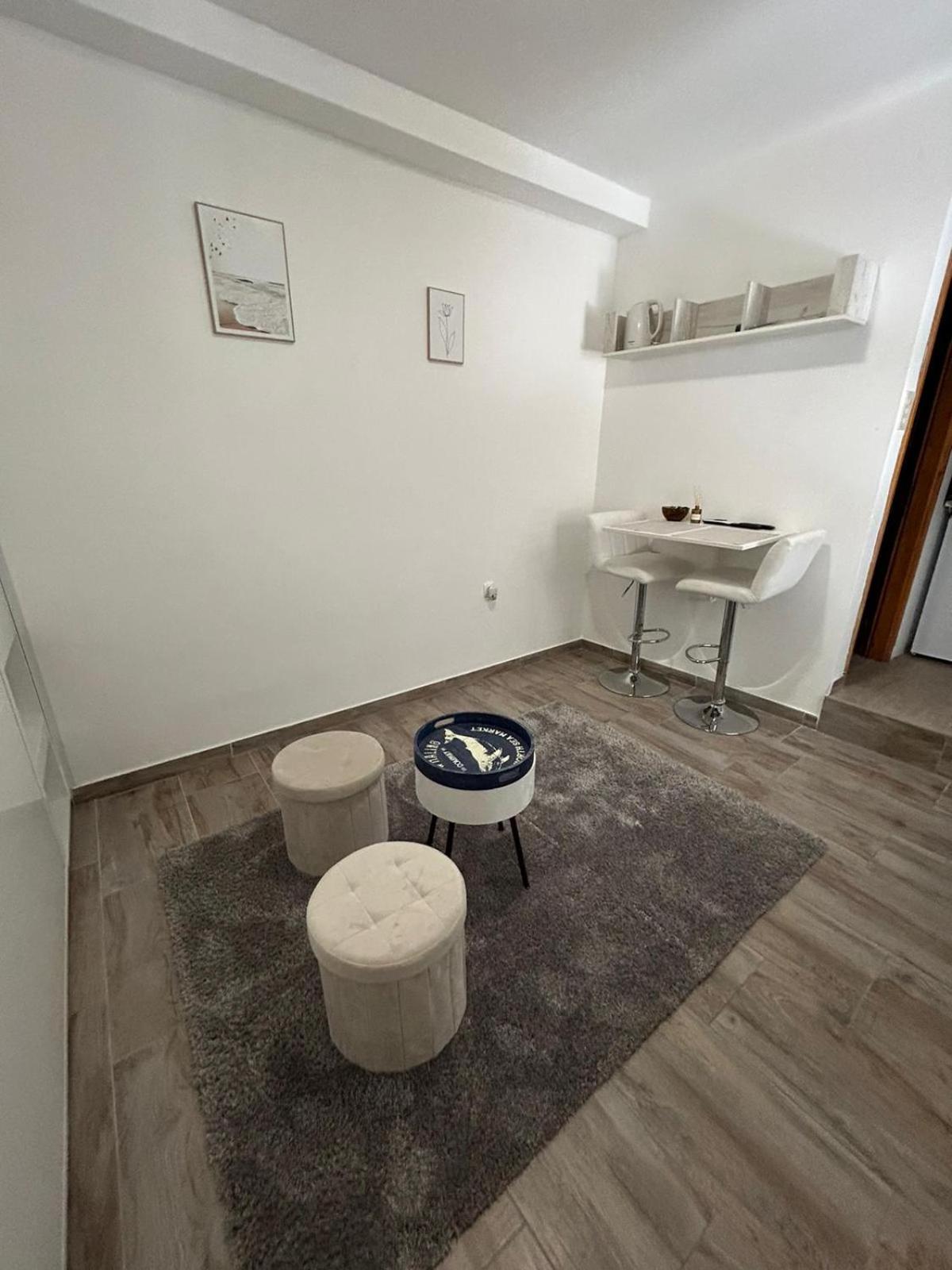Mini - Water Sports Equipment Apartament *